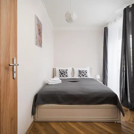 Royal Baths Charming By Bookinghost * Warszawa